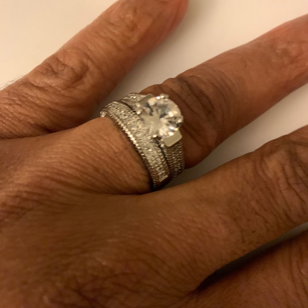 2 Carat diamond ring